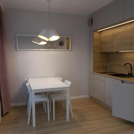 Kwartal Rozy Wiatrow Apartament 9 Apartment